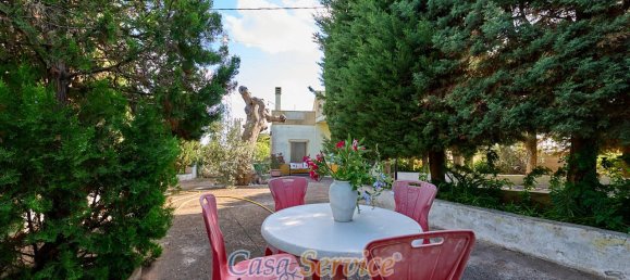 Вилла с 4 комнатами в Parabita, Италия № 230357 8