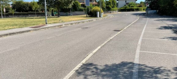 815m² Land in Bedizzole, Italy No. 308382 3