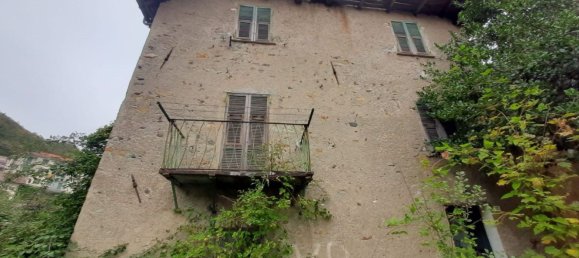 Casa de 8 habitaciónes en Urbe, Italy No. 151935 4