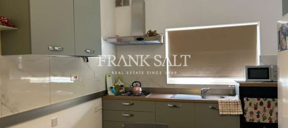 3 bedrooms Maisonette in Paola, Malta No. 8199 2