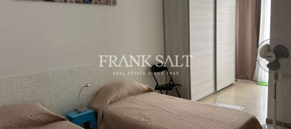 3 bedrooms Maisonette in Paola, Malta No. 8199 10