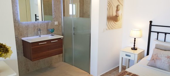 Villa de 2+3 en Kalkan, Turkey No. 3890 15