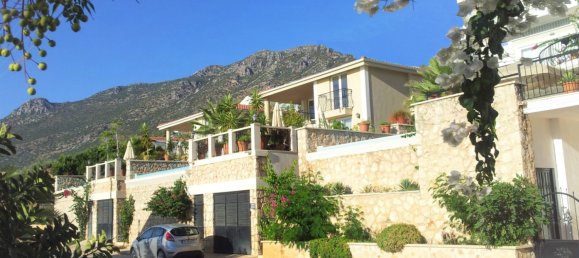 Villa de 2+3 en Kalkan, Turkey No. 3890 2