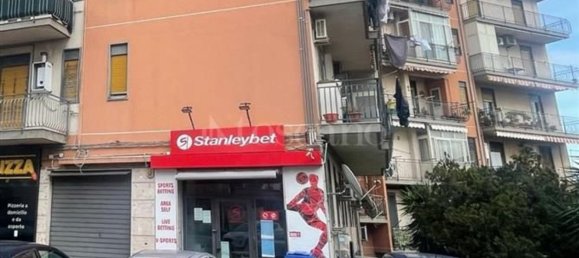 70m² Commercial property in Gravina di Catania, Italy No. 83580 2