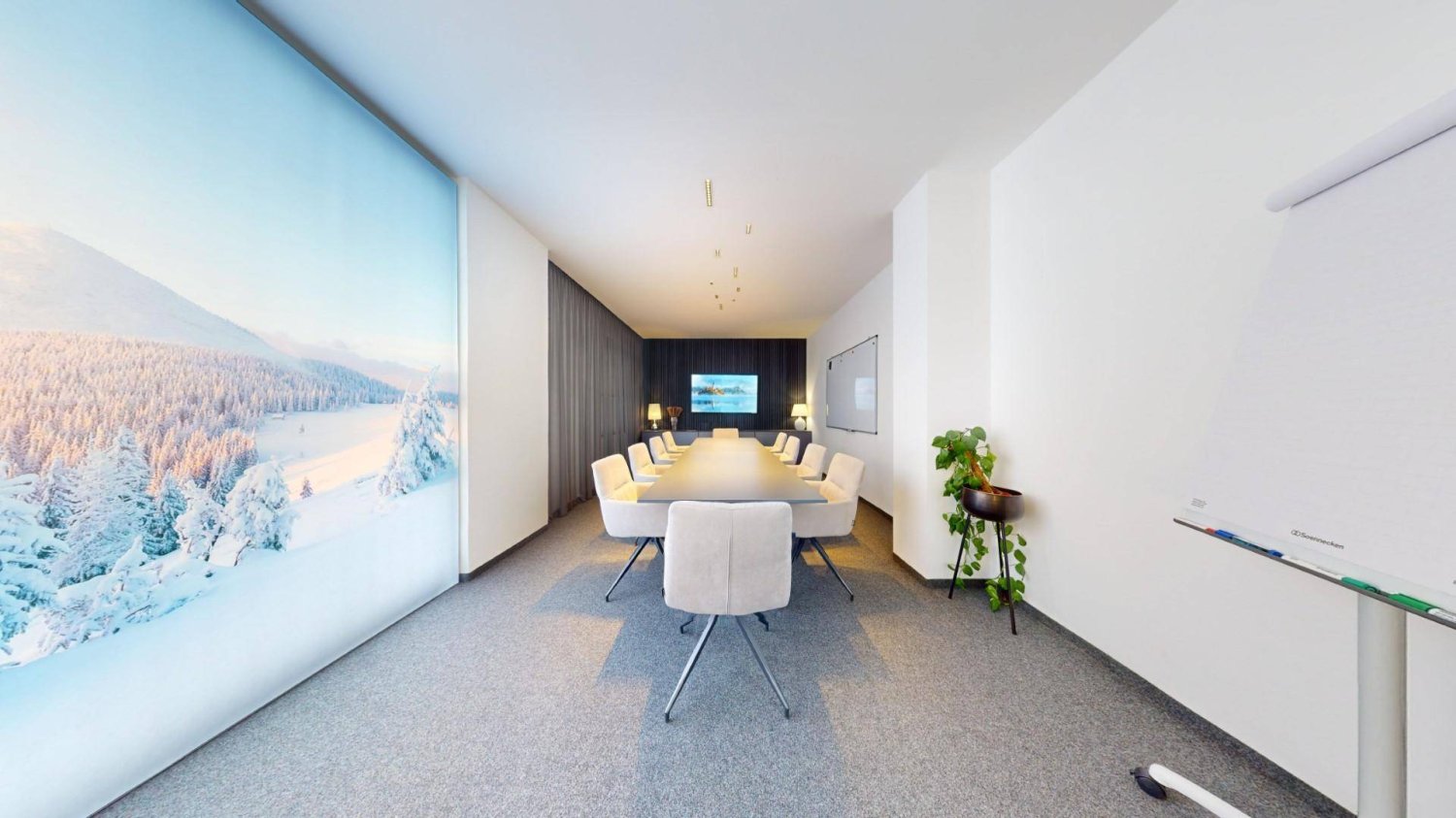 Bureau à Saalfelden am Steinernen Meer, Austria 350m² No. 178063