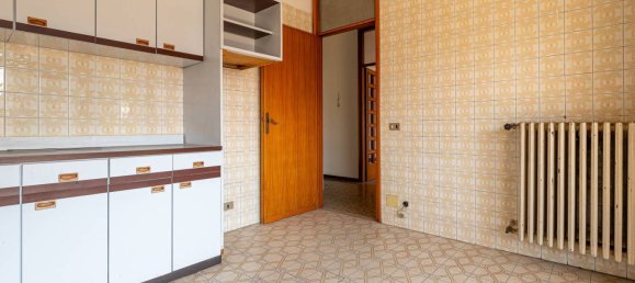 2 chambres Appartement à Ivrea, Italy No. 347934 8