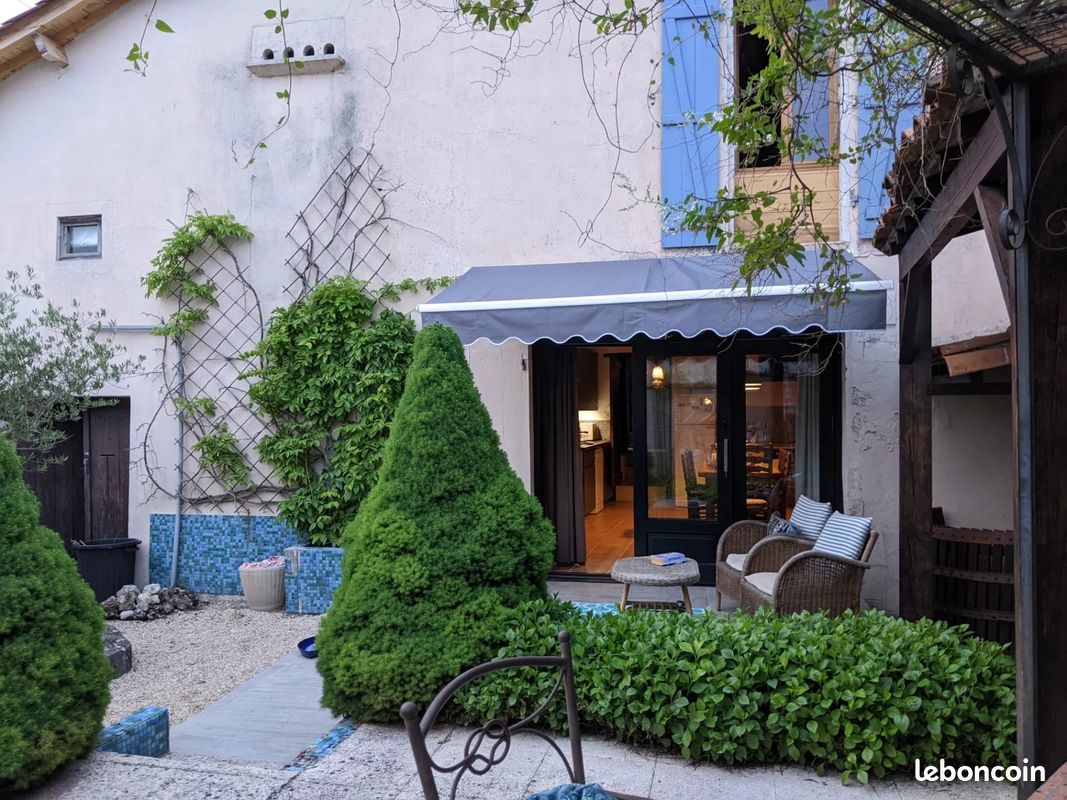 4 chambres Maison à Charente, France No. 343892