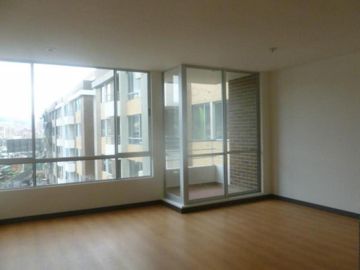 Дом с 3 спальнями в Богота, Колумбия № 13624