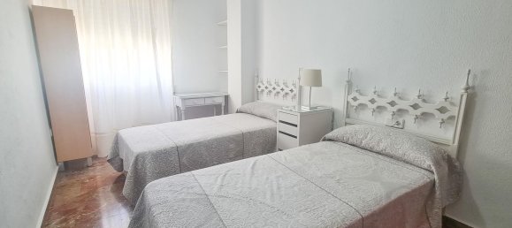 3 bedrooms Apartment in Granada, Spain No. 137742 10