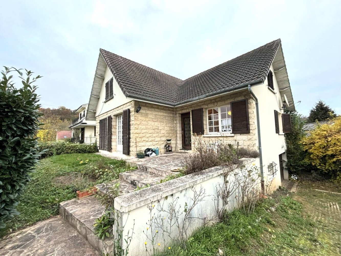 Casa de 5 dormitorios en Blaincourt-les-Precy, France No. 159241