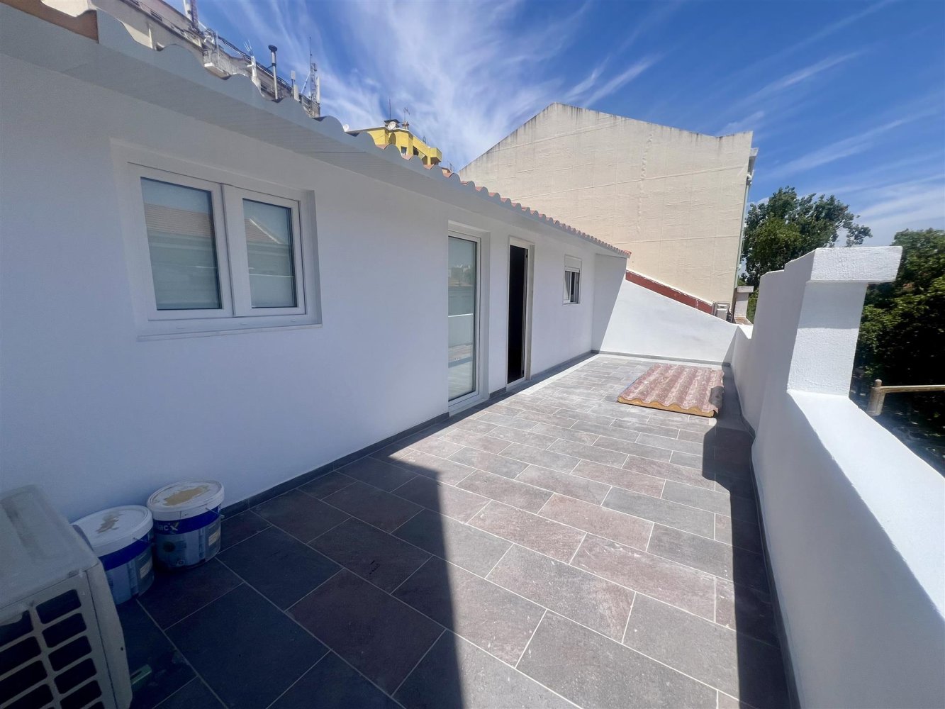 3 bedrooms Duplex in Lisbon, Portugal No. 239685