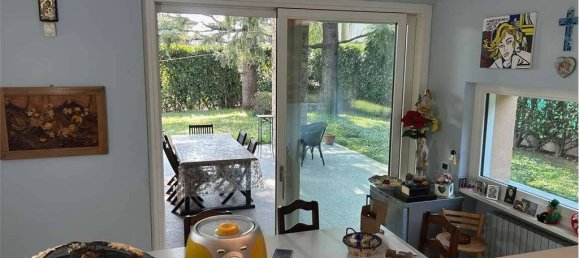 5 bedrooms Villa in Albano Sant'Alessandro, Italy No. 62330 8