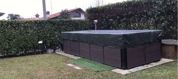 5 bedrooms Villa in Albano Sant'Alessandro, Italy No. 62330 21