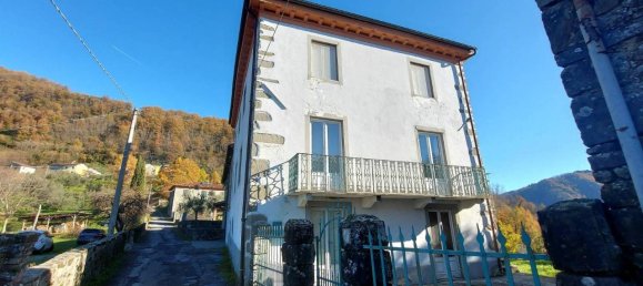 12-salle Maison à Bagni di Lucca, Italy No. 90292 18