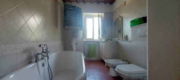 12-salle Maison à Bagni di Lucca, Italy No. 90292 42