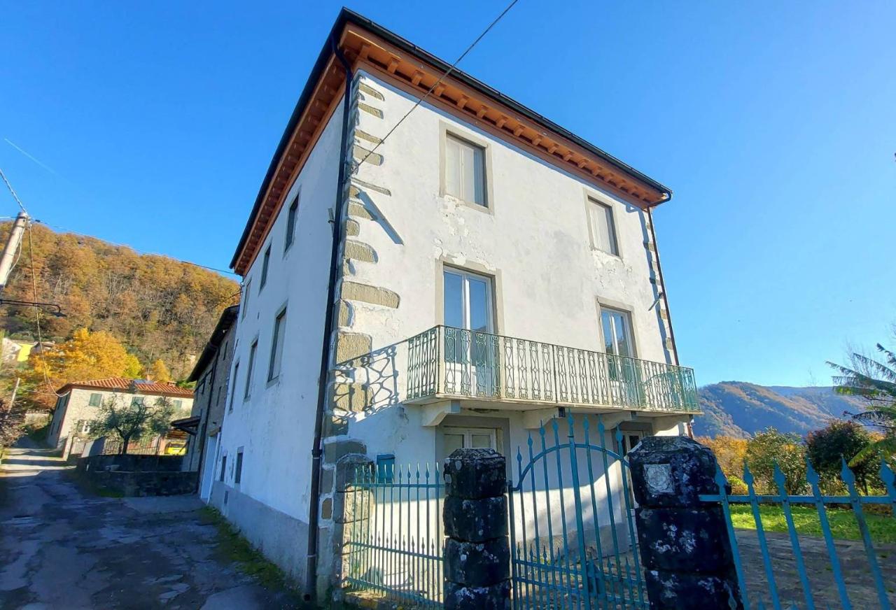 12-salle Maison à Bagni di Lucca, Italy No. 90292