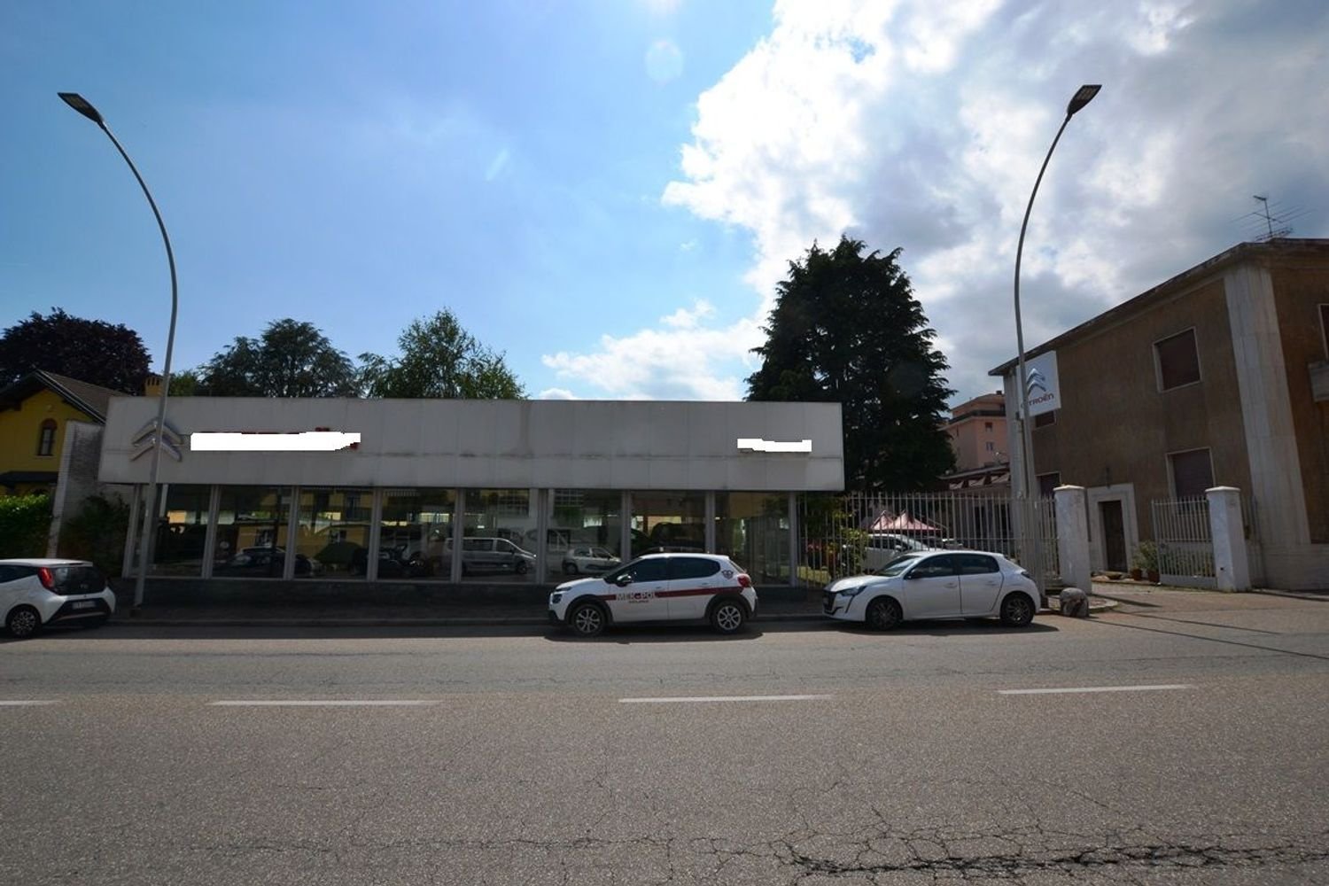 Gewerbliche Immobilie in Biella, Italy 2000m², Nr. 377507