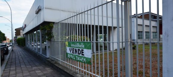 Gewerbliche Immobilie in Biella, Italy 2000m², Nr. 377507 20