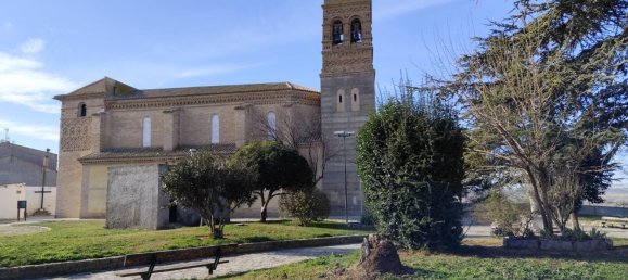 77m² Land in San Mateo de Gallego, Spain No. 62471 15