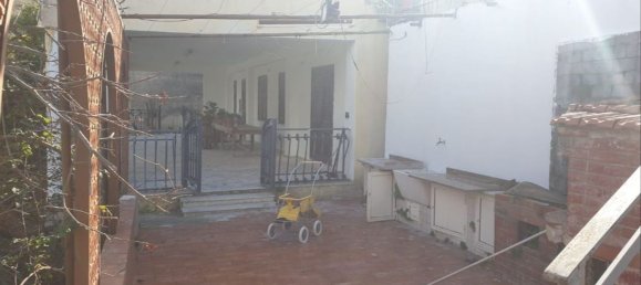 Вилла с 3 комнатами в Монреале, Италия № 256303 4