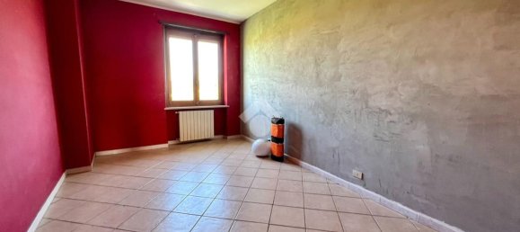 3 rooms Apartment in Buttigliera d'Asti, Italy No. 89058 4