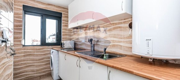 Edificio en Amadora, Portugal 274 m² No. 75629 15