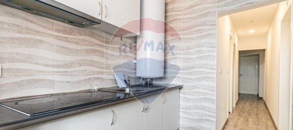 Edificio en Amadora, Portugal 274 m² No. 75629 23