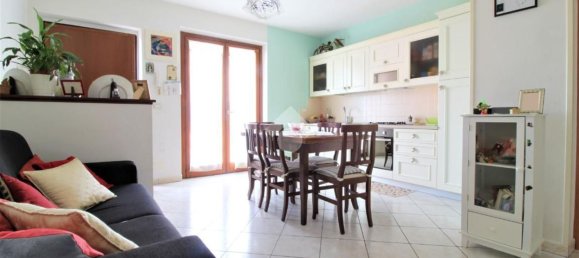 3 chambres Appartement à Castorano, Italy No. 330648 4