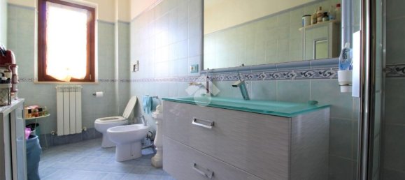 3 chambres Appartement à Castorano, Italy No. 330648 15