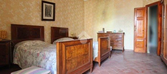 Casa de 12 habitaciónes en Faenza, Italy No. 124482 9