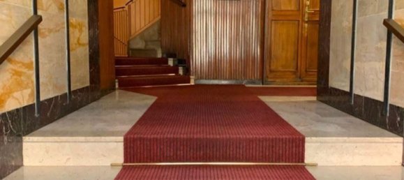 3 bedrooms Apartment in Turin, Italy No. 350019 3