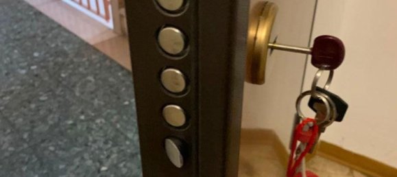 3 bedrooms Apartment in Turin, Italy No. 350019 5