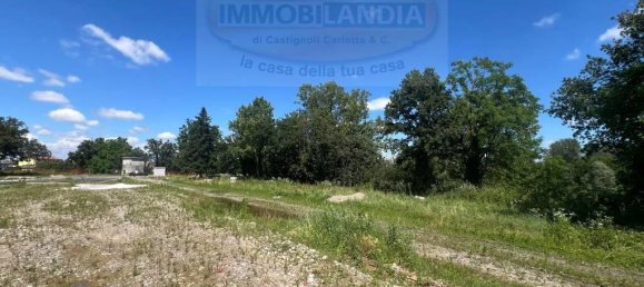 1 room Land in Comazzo, Italy No. 23337 2