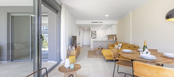 2 bedrooms Apartment in Estepona, Spain No. 178366 5