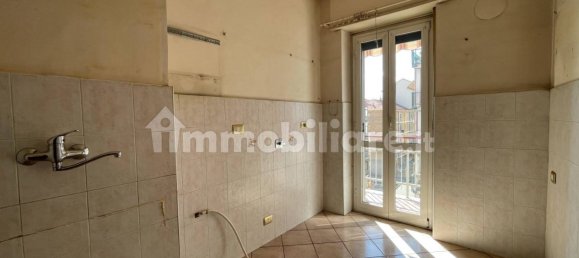 3 Schlafzimmer Wohnung in Collegno, Italy, Nr. 370294 7