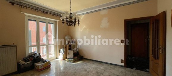 3 Schlafzimmer Wohnung in Collegno, Italy, Nr. 370294 12