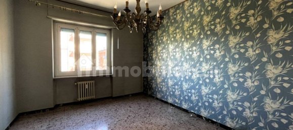 3 Schlafzimmer Wohnung in Collegno, Italy, Nr. 370294 20