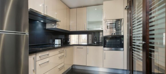 3 bedrooms Duplex in Estepona, Spain No. 184052 8