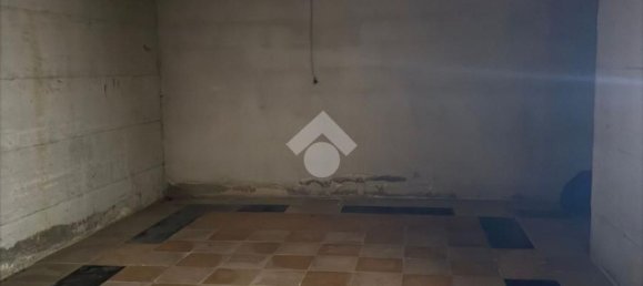 60m² Warehouse in Melito di Napoli, Italy No. 338073 11