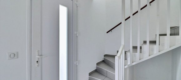 Квартира с 2 спальнями в Курбевуа, Франция № 120435 11