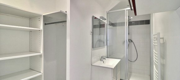 Квартира с 2 спальнями в Курбевуа, Франция № 120435 9