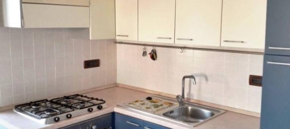 5-salle Appartement à Chieti, Italy No. 177947 7