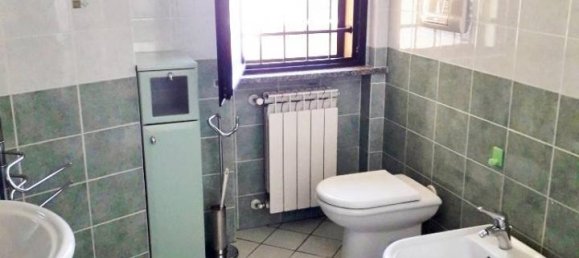 5-salle Appartement à Chieti, Italy No. 177947 16