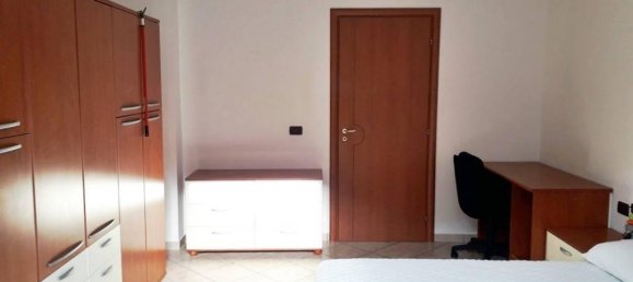5-salle Appartement à Chieti, Italy No. 177947 9
