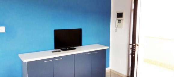 5-salle Appartement à Chieti, Italy No. 177947 6