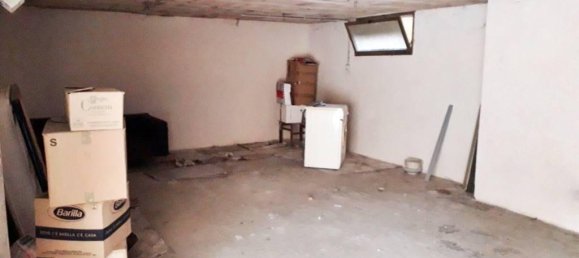 5-salle Appartement à Chieti, Italy No. 177947 20