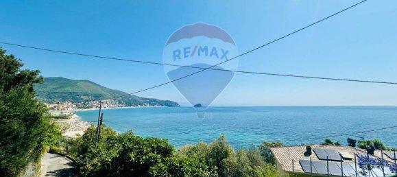 Квартира с 2 спальнями в Ноли, Италия № 56262 3