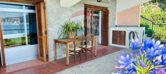 Квартира с 2 спальнями в Ноли, Италия № 56262 11