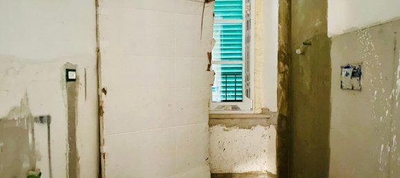 4-salle Appartement à Capannori, Italy No. 42687 20