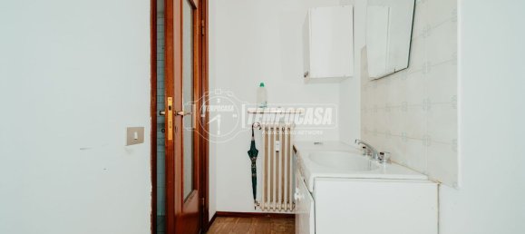 2-Zimmer Wohnung in Voghera, Italy, Nr. 5537 12